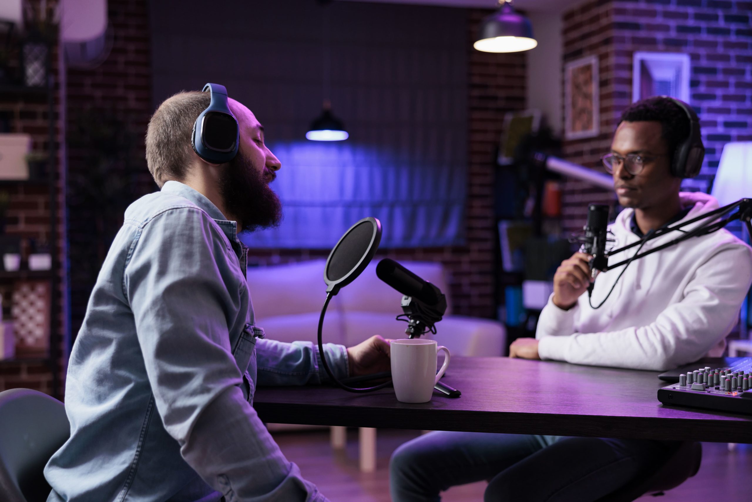 happy-people-recording-social-media-podcast-with-blogging-equipment-using-vlog-station-live-broadcast-conversation-internet-channel-men-meeting-studio-record-talk-show-min